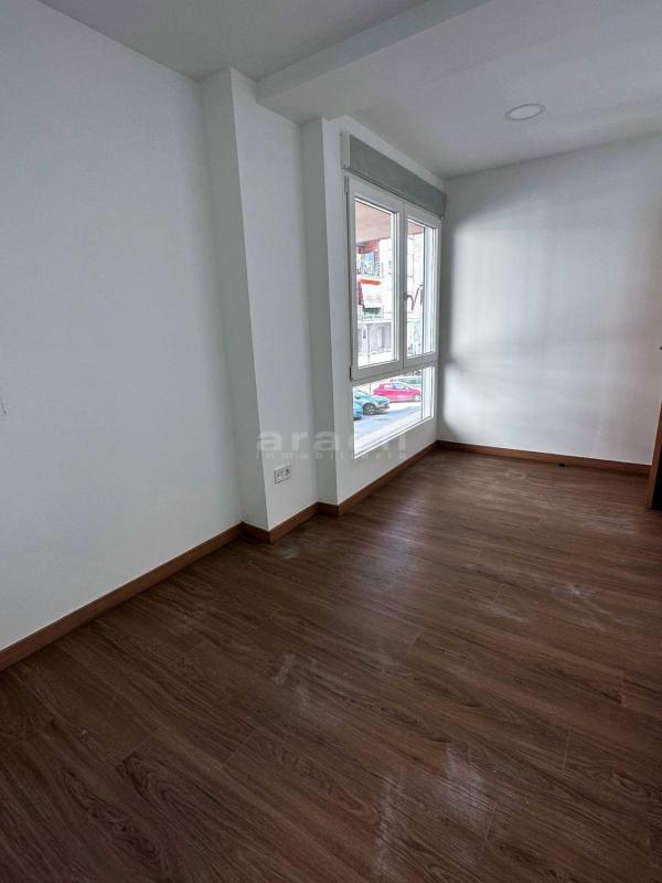 Продажа квартиры на Piso en Barri Santa Rosa, Alcoy / Alcoi, Алкой
photo 3