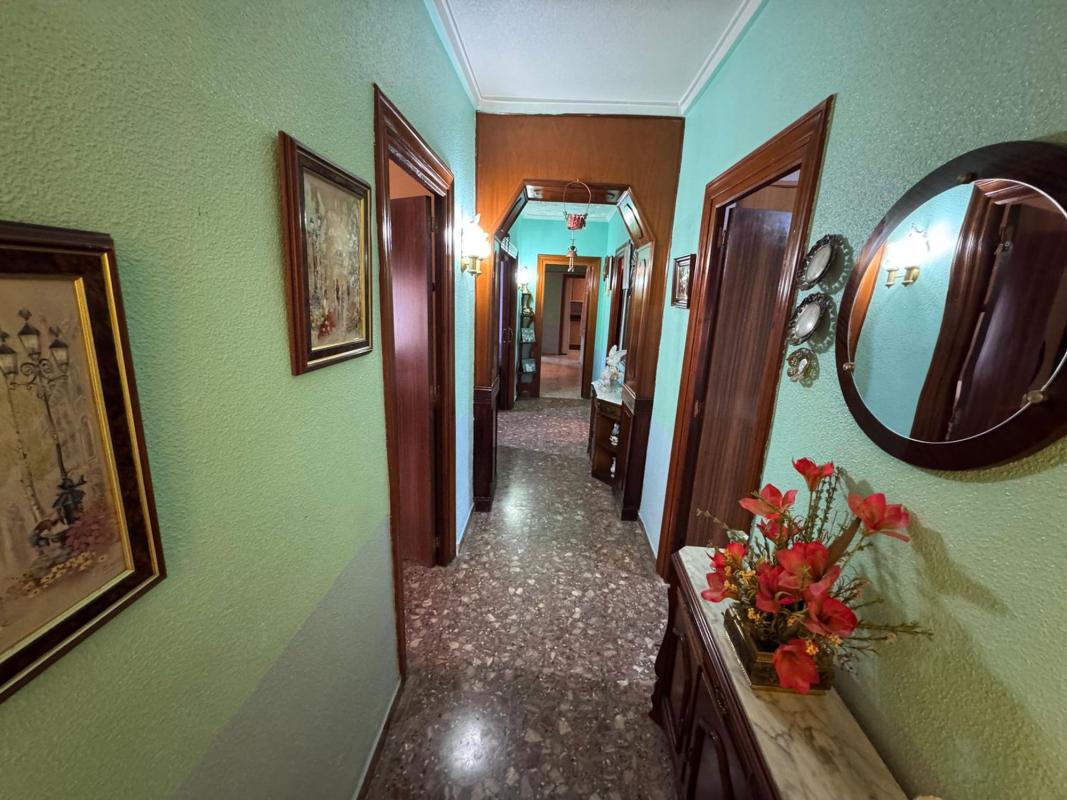 Продажа квартиры на Piso en Calle Lleó, Petrer, Петрер
photo 2