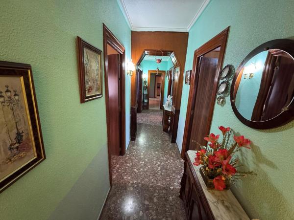 Venta de piso en Piso en Calle Lleó, Petrer, Petrer
thumbnail 2