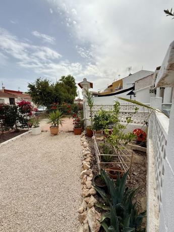 Chalet adosado en Manuel Benitez-el Cordobe, La Siesta - El Salado - Torreta, Torrevieja photo 4