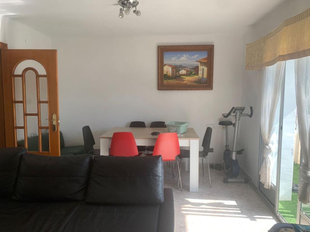 Venta de piso en Piso en Calle Matemático Romero, 5, Virgen del Remedio - Parque lo Morant, Alicante / Alacant, Alicante / Alacant
 photo 2