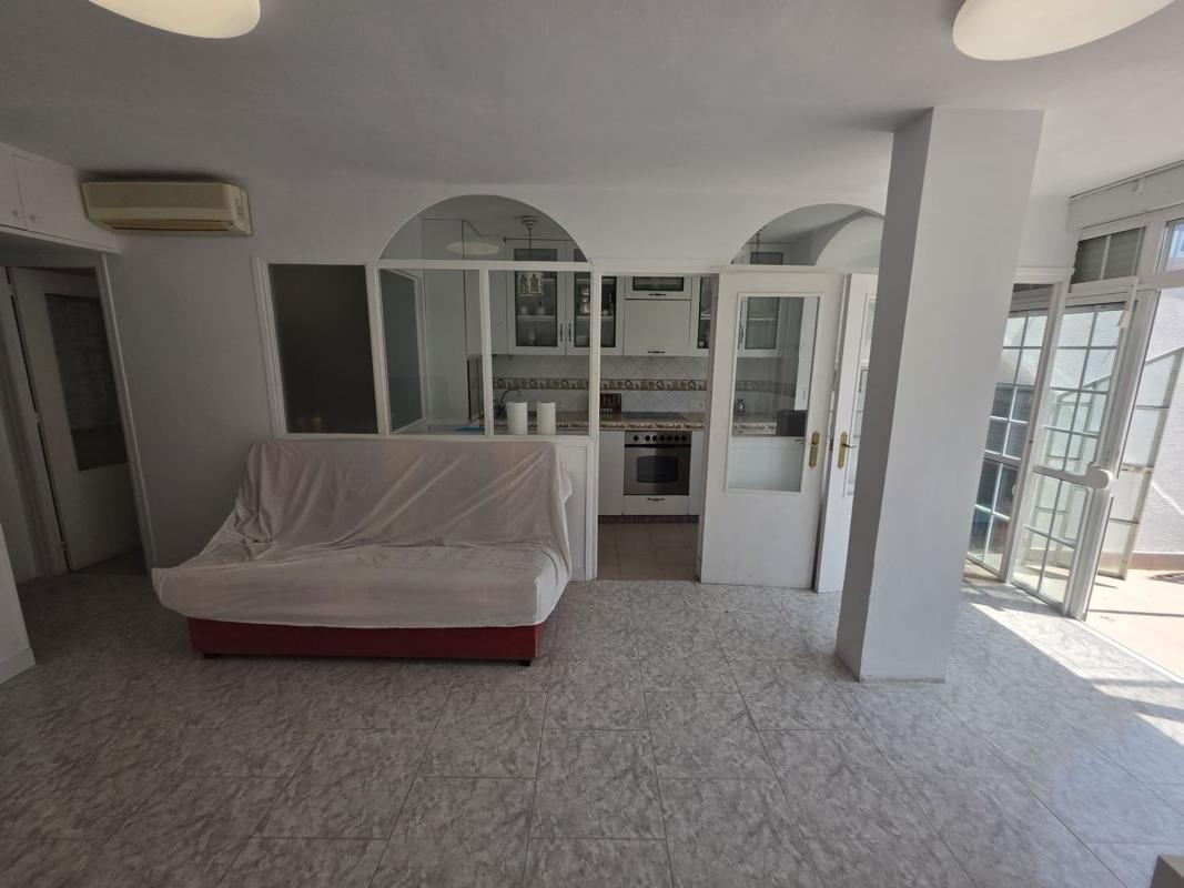 Venta de piso en Piso en Calle Rojales, Playa de los Náufragos, Torrevieja, Torrevieja
 photo 3