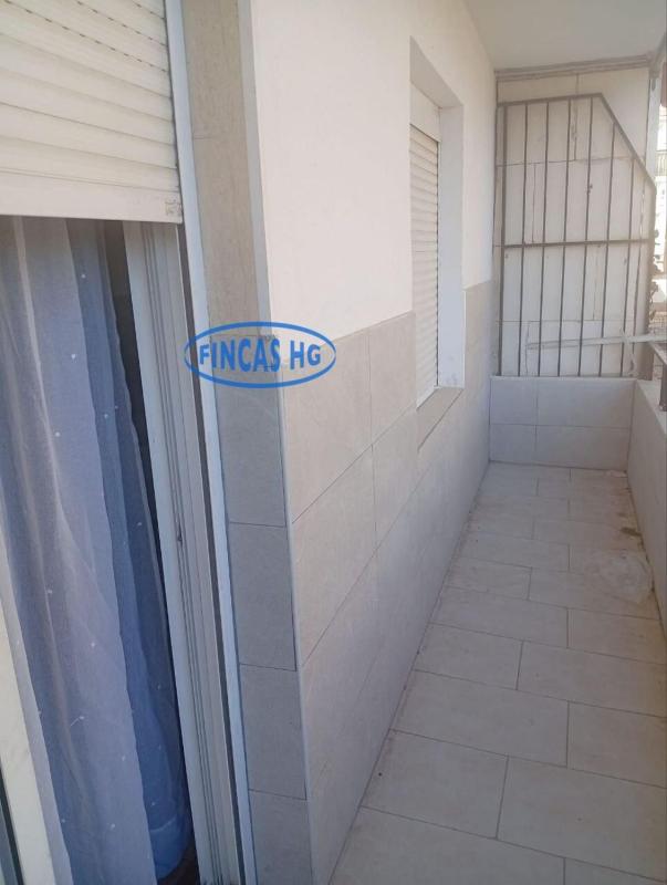Venta de piso en Piso en Virgen del Remedio - Parque lo Morant, Alicante / Alacant, Alicante / Alacant
 photo 2