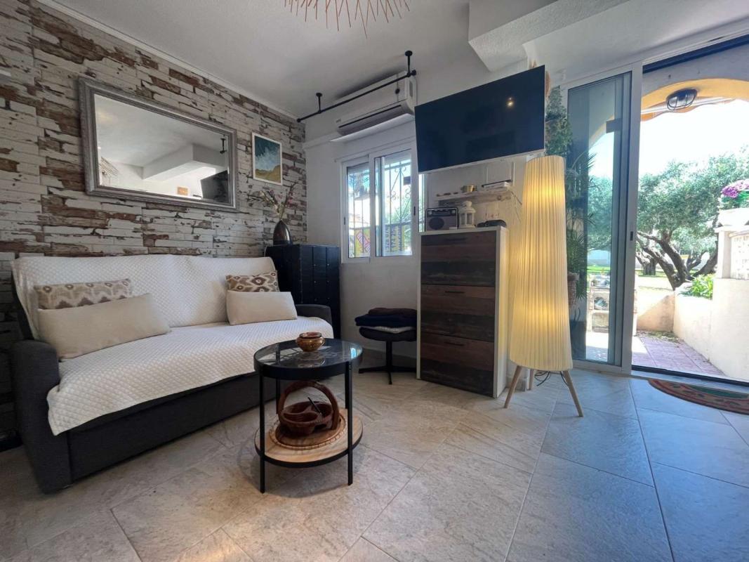 Продажа квартиры на Piso en Calle San Miguel, Centro, San Miguel de Salinas, Сан-Мигель-де-Салинас
 photo 2