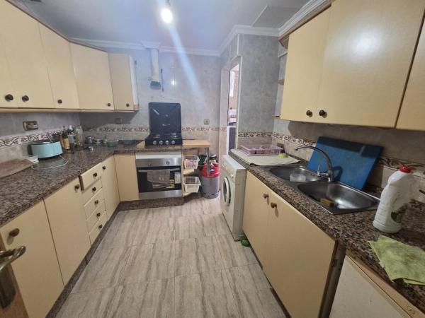 Sale of flat in Piso en Virgen del Remedio - Parque lo Morant, Alicante / Alacant, Alicante
thumbnail 1