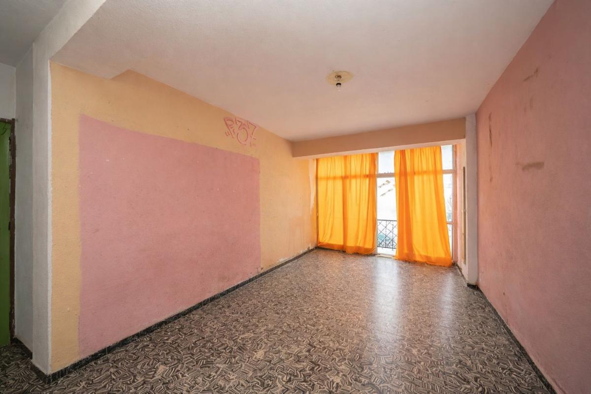 Продажа квартиры на Piso en Calle Béjar, Plà del Bon Repòs-La Goteta, Alicante / Alacant, Аликанте / Алакант
photo 2