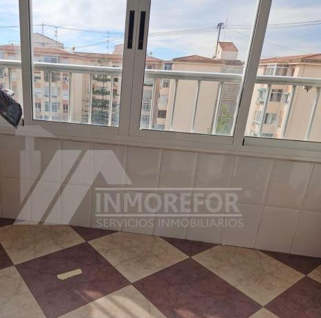 Sale of flat in Piso en Virgen del Remedio - Parque lo Morant, Alicante / Alacant, Alicante
thumbnail 2