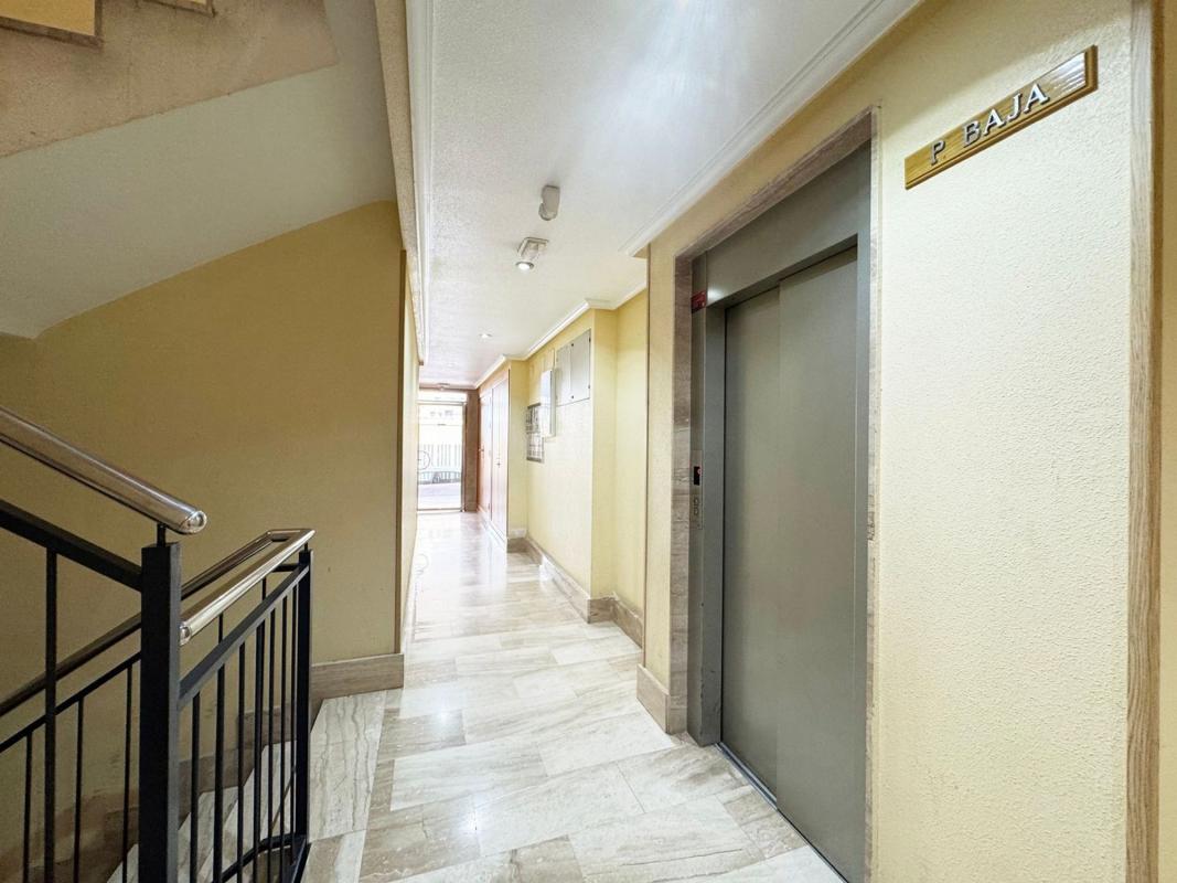 Venta de piso en Piso en Agustina Aragon, Zona Pueblo, Pilar de la Horadada, Pilar de la Horadada
 photo 4