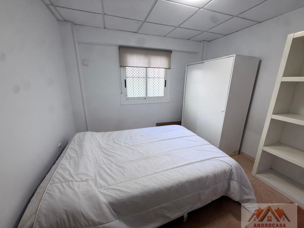 Venta de piso en Piso en Plà del Bon Repòs-La Goteta, Alicante / Alacant, Alicante / Alacant
photo 2