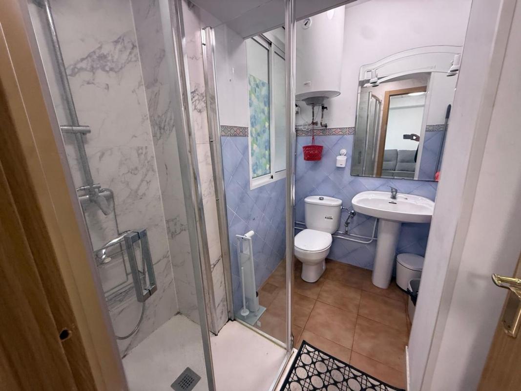 Продажа квартиры на Piso en Calle d'Enrique Monsonís Domingo s/n, Plà del Bon Repòs-La Goteta, Alicante / Alacant, Аликанте / Алакант
 photo 4