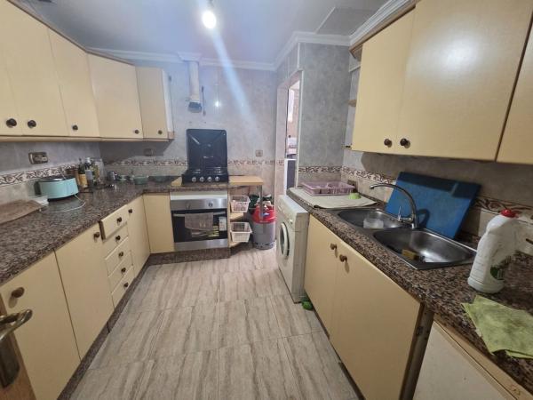 Sale of flat in Piso en Virgen del Remedio - Parque lo Morant, Alicante / Alacant, Alicante
thumbnail 1