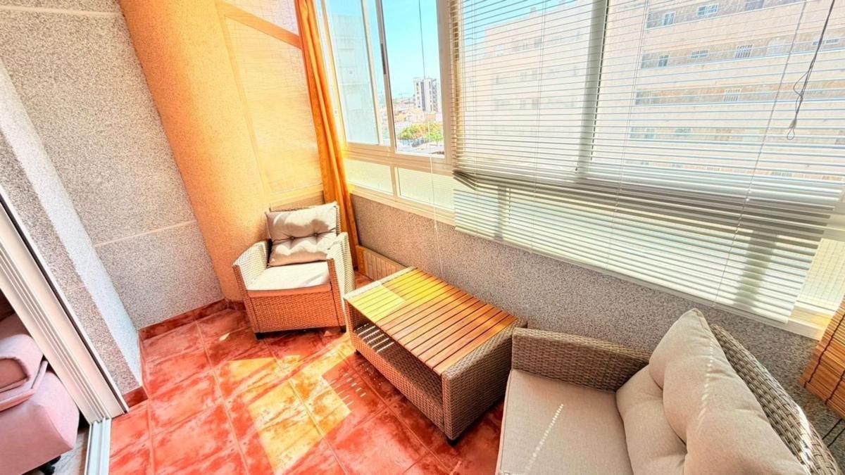 Venta de piso en Piso en Nueva Torrevieja, Torrevieja, Torrevieja
photo 2