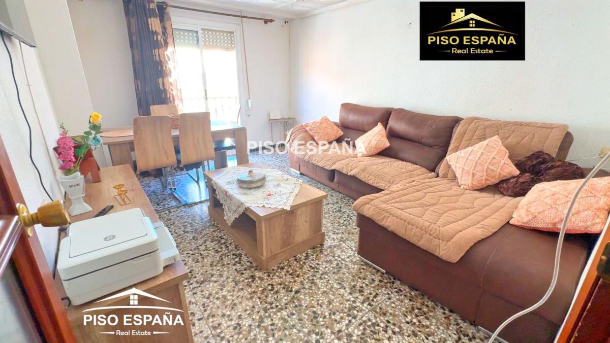 Sprzedaż mieszkania w Piso en Olegario Domarco Seller, Los Magros-Casablanca, Elche / Elx, Elche / Elx
photo 2