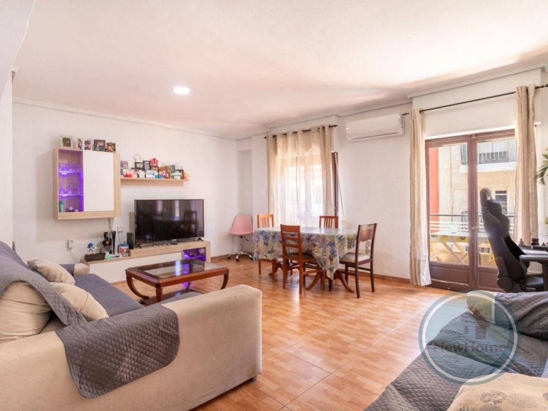 Продажа квартиры на Piso en Calle Arturo Salvetti Pardo, Carrús Este, Elche / Elx, Эльче / Эльх
photo 2