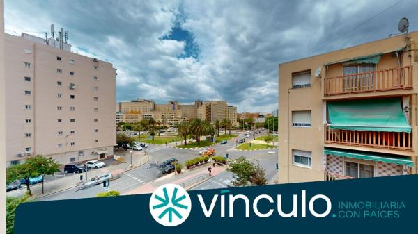 Sale of flat in Piso en Calle Gandia, 1, Nou Alacant, Alicante / Alacant, Alicante
photo 1