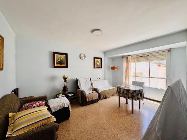 Продажа квартиры на Piso en Calle Sabadell, Barri Zona Nord, Alcoy / Alcoi, Алкой
thumbnail 3