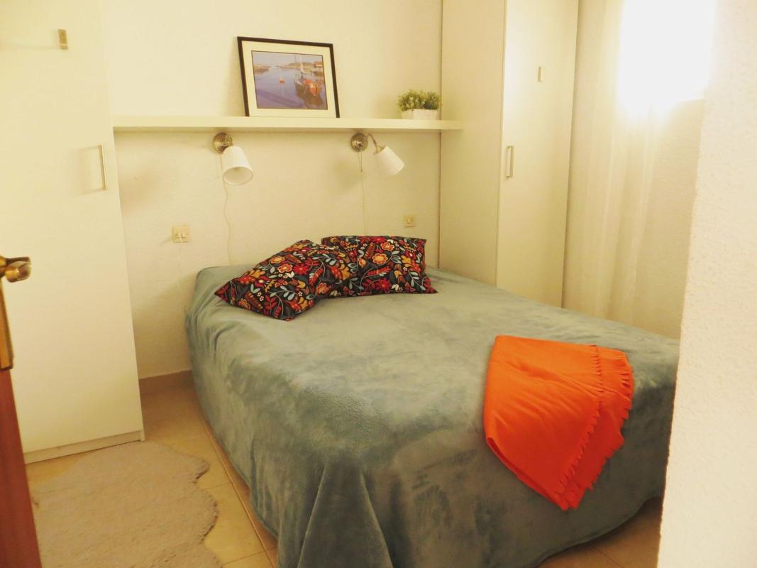 Продажа квартиры на Piso en Ur Mil p Ed Playa, 3, Mil Palmeras, Pilar de la Horadada, Пилар де ла Орадада
 photo 5