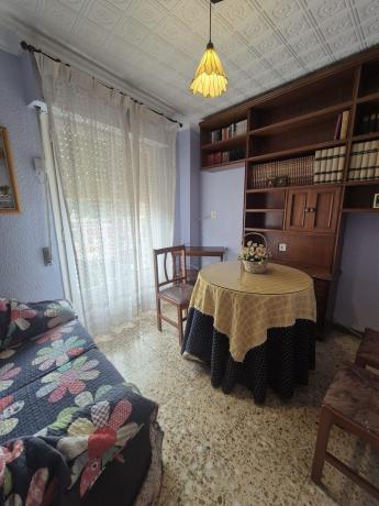 Piso en venta en Piso en Centro, Elda, Elda thumbnail 2