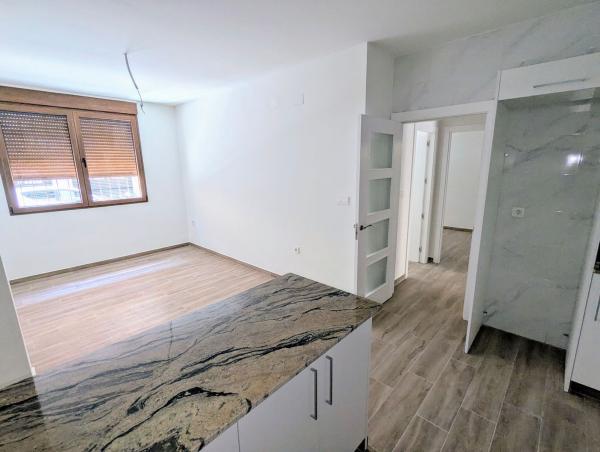 Venta de piso en Piso en Avenida Elda, Petrer, Petrer
thumbnail 3