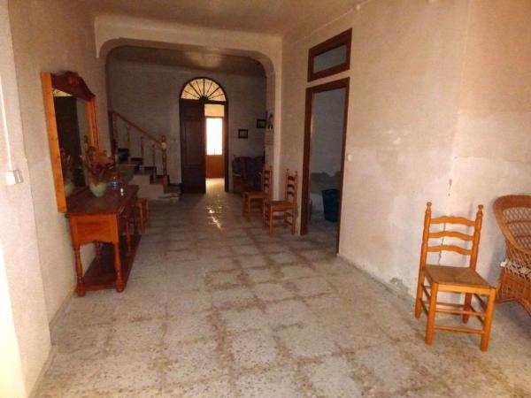 Casa de pueblo en Calle Verge del Miracle, Relleu thumbnail 1