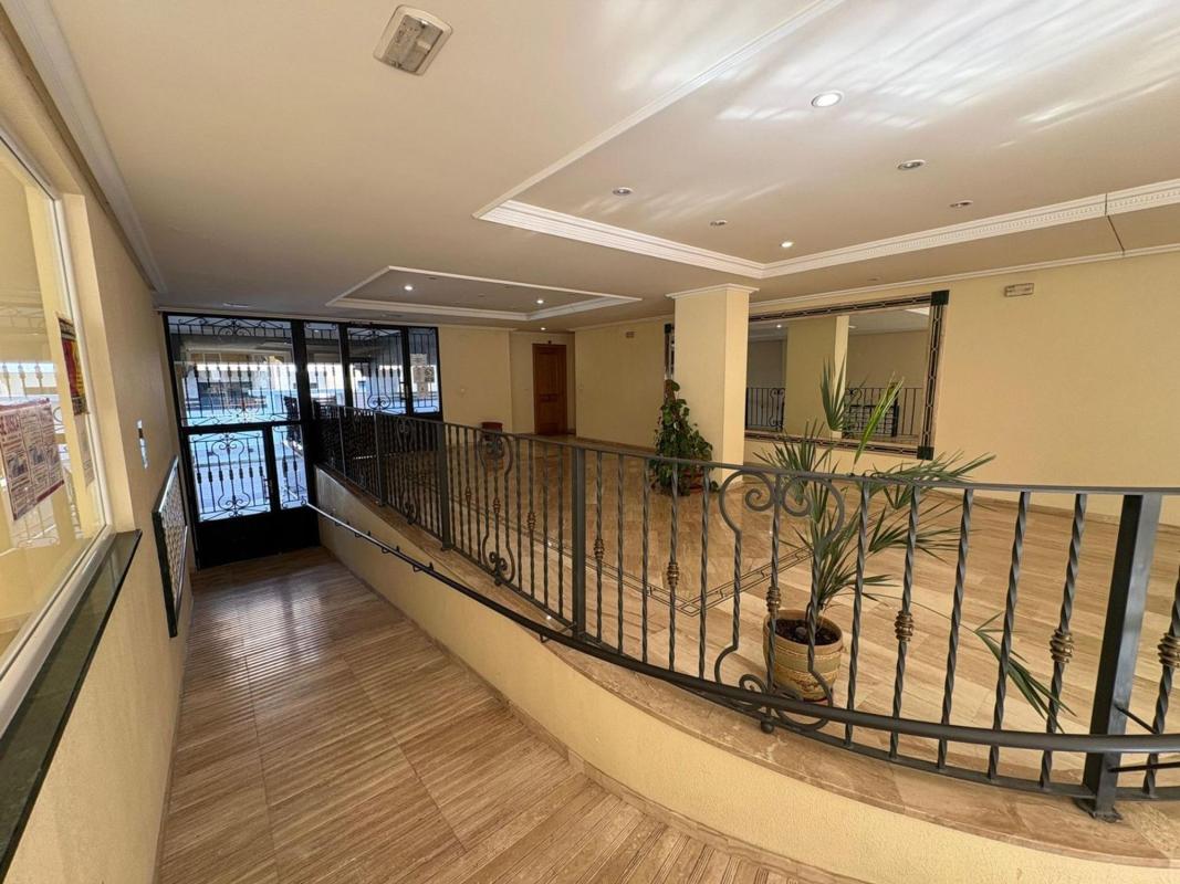 Sale of apartment in Piso en Almoradí, Almoradí
photo 2