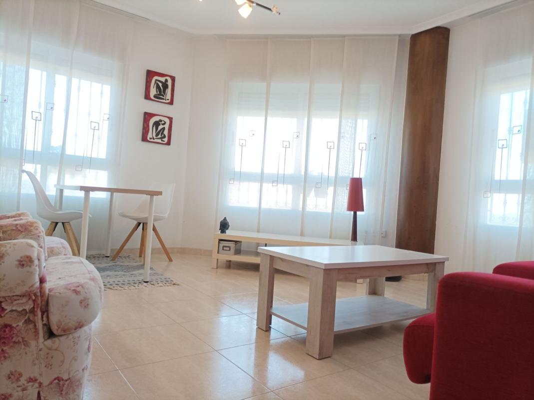 Sale of apartment in Piso en Calle Jacinto Benavente, Almoradí, Almoradí
photo 4