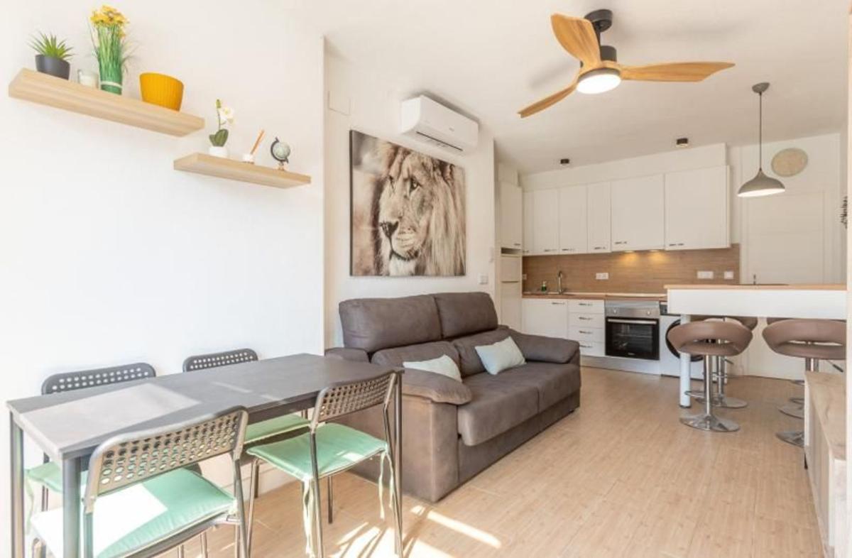 Продажа таунхауса в Chalet adosado en Los Balcones - Los Altos del Edén, Torrevieja , Торревьеха photo 1
