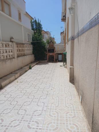 Sprzedaż mieszkania w Piso en Residencial Parque de las Naciones, La Siesta - El Salado - Torreta, Torrevieja, Torrevieja
 photo 2