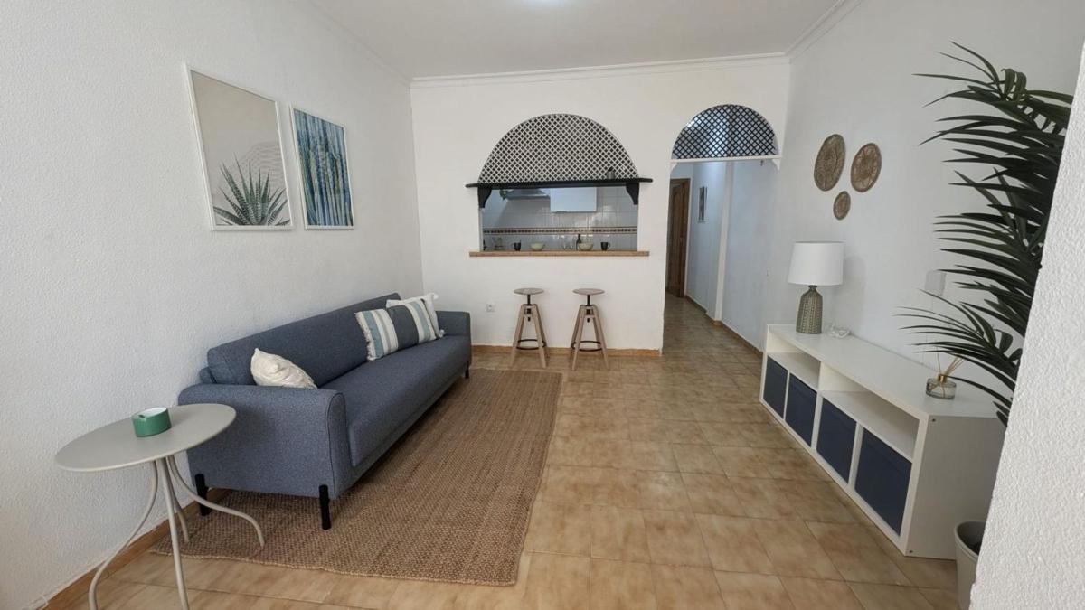 Sale of apartment in Piso en Calle Galeón, Avenida Habaneras - Curva de Palangre, Torrevieja, Torrevieja
 photo 5