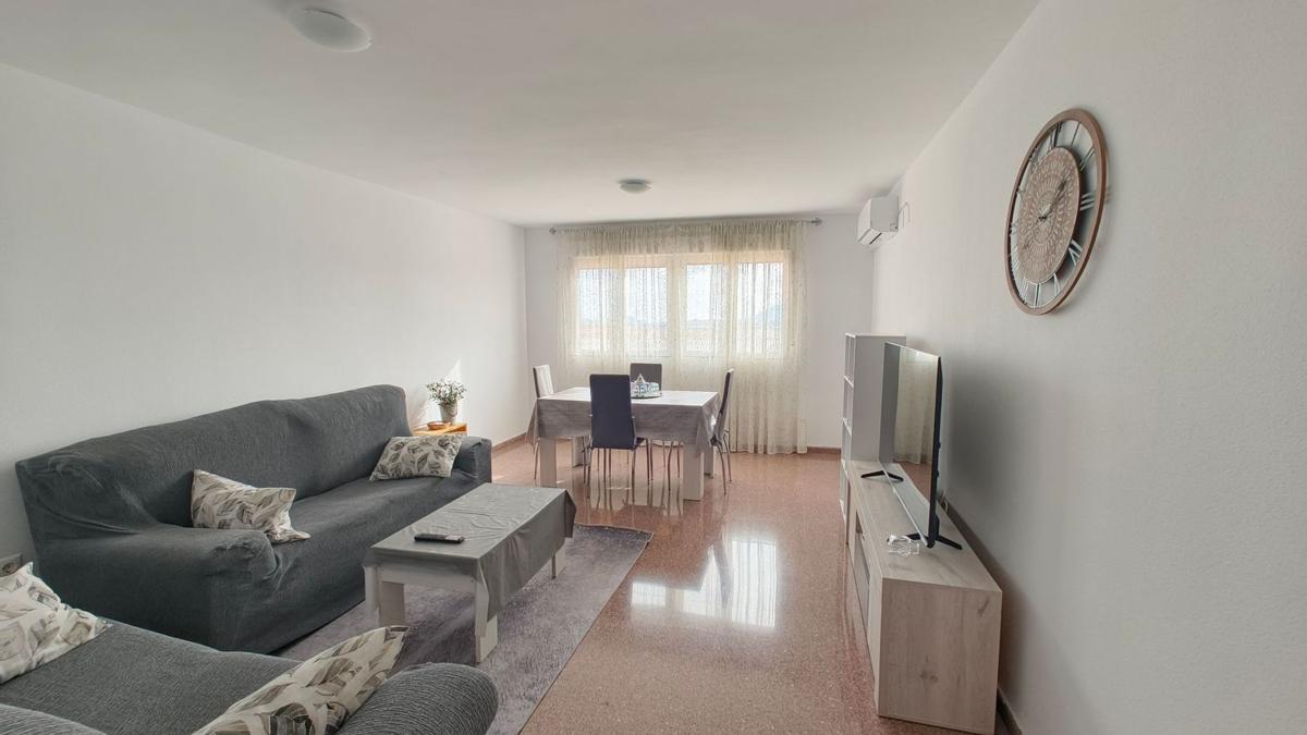 Sale of apartment in Piso en Avenida de la Constitució, Onil, Onil
 photo 2