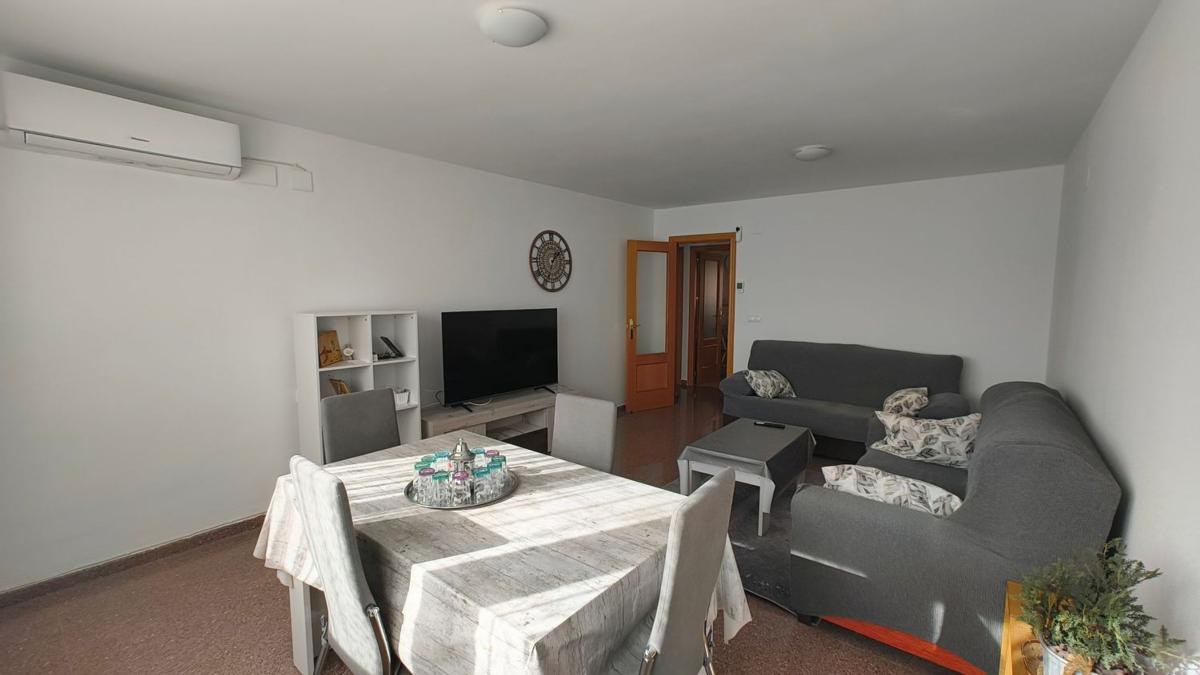 Sale of apartment in Piso en Avenida de la Constitució, Onil, Onil
 photo 3