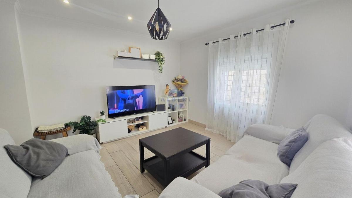 Недвижимость на продажу и в аренду в Испании photo 3