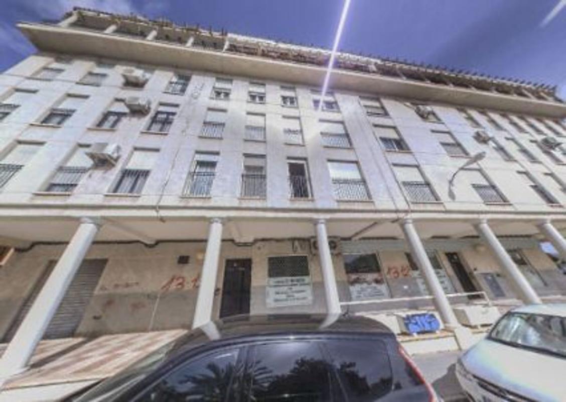 Продажа квартиры на Piso en Calle Poeta Paco Mollà, 5, Petrer, Петрер
photo 2
