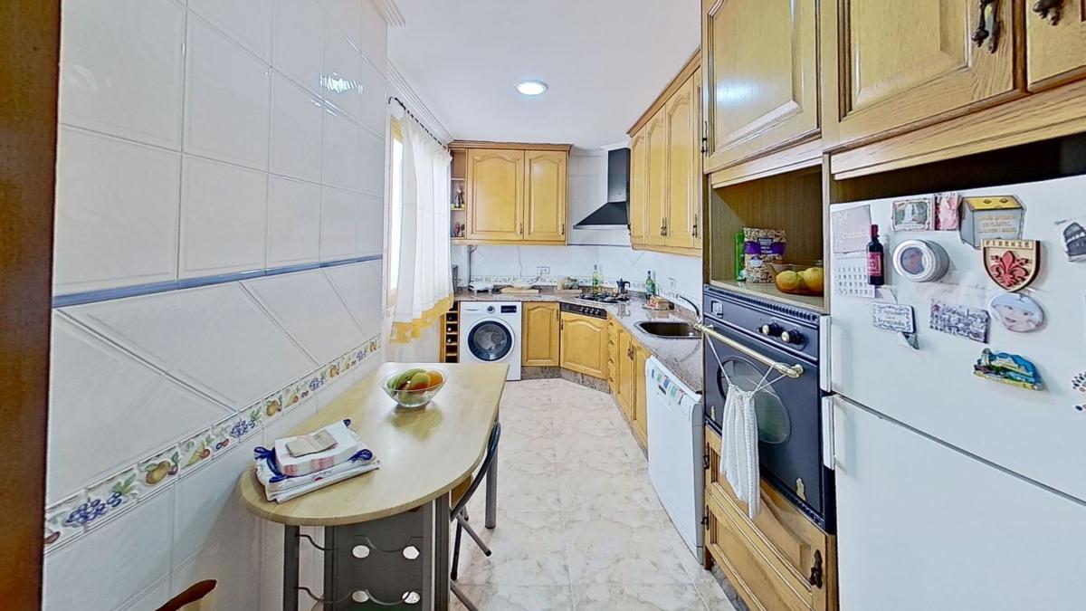 Продажа квартиры на Piso en Reina Victoria-Miguel Hernández, Elche / Elx, Эльче / Эльх
photo 1