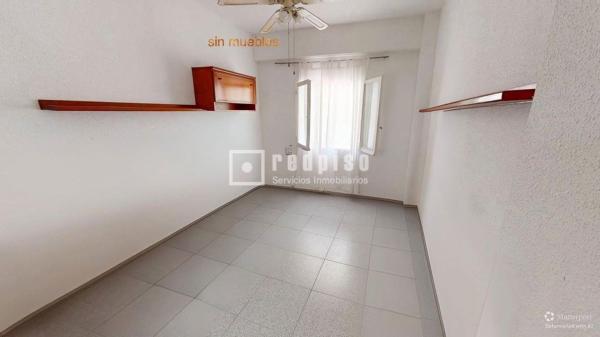 Продажа квартиры на Piso en Calle Fiscal Miguel Gutiérrez Carbonell, Plà del Bon Repòs-La Goteta, Alicante / Alacant, Аликанте / Алакант
thumbnail 2