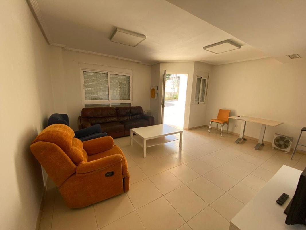 Продажа квартиры на Piso en Calle Mulagar, 2, Redovan, Редован
 photo 2