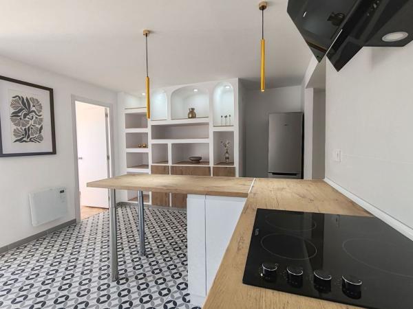 Продажа квартиры на Piso en Centro - Zona Alta, Alcoy / Alcoi, Алкой
thumbnail 2
