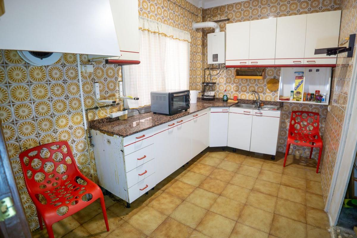 Продажа квартиры на Piso en Avenida de la Constitució, Onil, Онил
photo 5