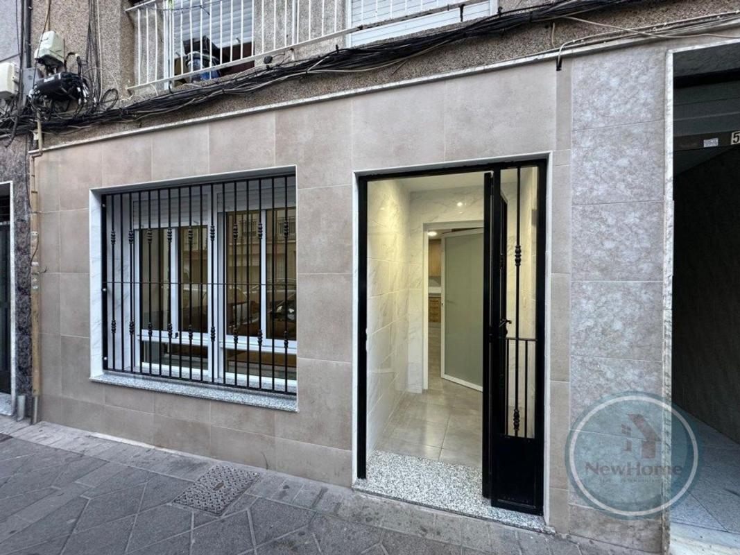 Sprzedaż mieszkania w Piso en Calle Antonio Gomis Vicente, Carrús Este, Elche / Elx, Elche / Elx
 photo 4