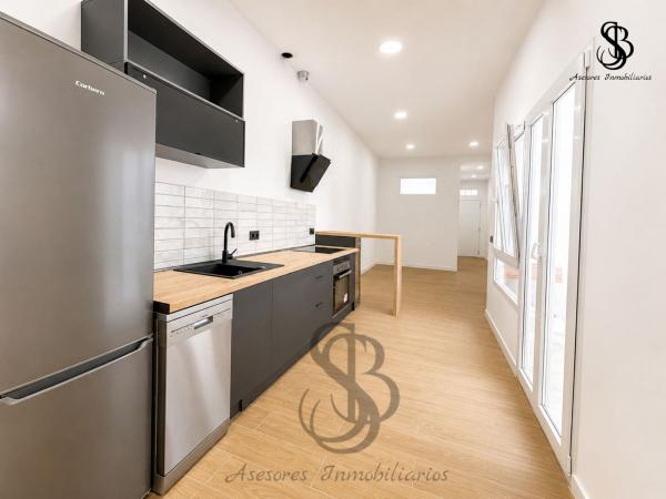 Продажа квартиры на Piso en carolinas altas, Carolinas Altas, Alicante / Alacant, Аликанте / Алакант
photo 1
