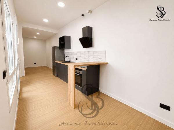 Продажа квартиры на Piso en carolinas altas, Carolinas Altas, Alicante / Alacant, Аликанте / Алакант
thumbnail 1