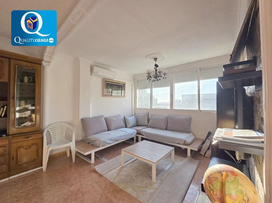 Venta de piso en Piso en Vistahermosa, Alicante / Alacant, Alicante / Alacant
photo 2