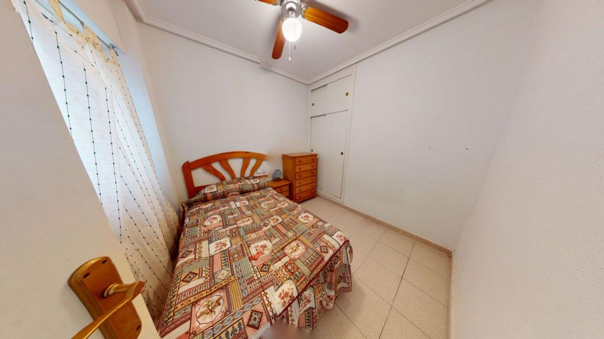 Venta de piso en Piso en Calle Beniajan, El Acequión, Torrevieja, Torrevieja
photo 5