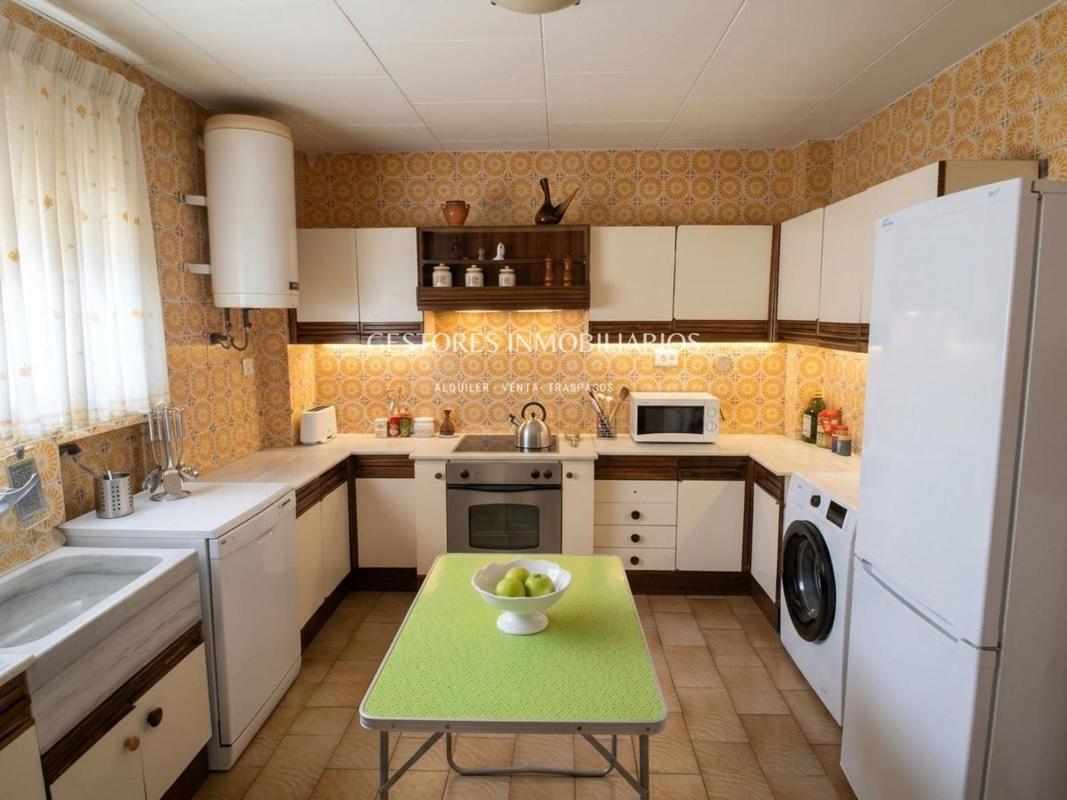 Продажа квартиры на Piso en Alameda Camilo Sesto, Barri Eixample, Alcoy / Alcoi, Алкой
photo 3