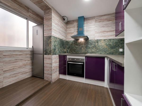 Продажа квартиры на Piso en Canonigo Giner, Virgen del Remedio - Parque lo Morant, Alicante / Alacant, Аликанте / Алакант
photo 1