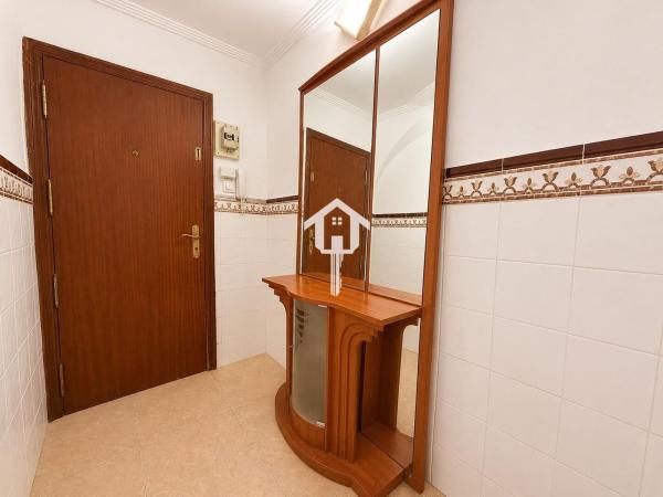 Продажа квартиры на Piso en Calle Cerdà, Altozano, Alicante / Alacant, Аликанте / Алакант
thumbnail 1