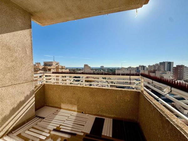 Продажа квартиры на Piso en Calle Joven Pura, Nueva Torrevieja, Torrevieja, Торревьеха
thumbnail 2