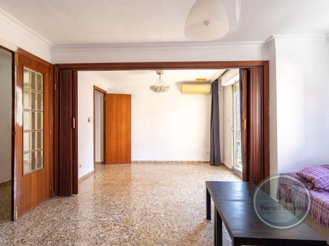 Sprzedaż mieszkania w Piso en Calle Esperidion Porta Requesens, Carrús Este, Elche / Elx, Elche / Elx
photo 5