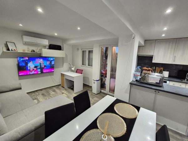 Продажа квартиры на Piso en Calle de la Ciudad de Alfaro, Los Ángeles, Alicante / Alacant, Аликанте / Алакант
 photo 4