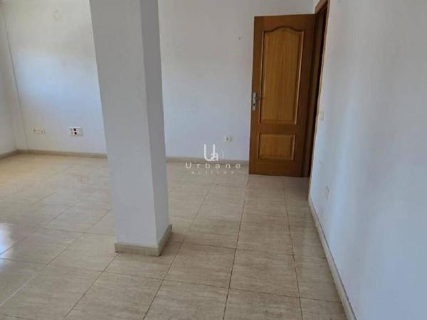Sale of flat in Piso en Calle Sagrada Familia, 56, Zona Pueblo, Pilar de la Horadada, Pilar de la Horadada
thumbnail 2
